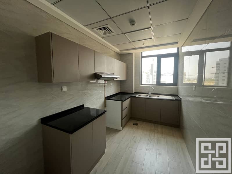 3 03 - Kitchen. JPG
