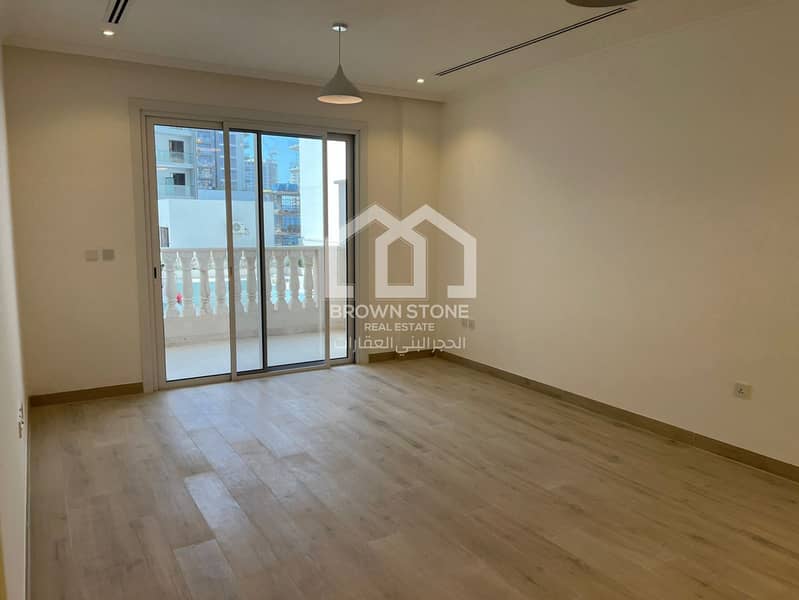 Brand New | Pool View | Ready to move - Image 5