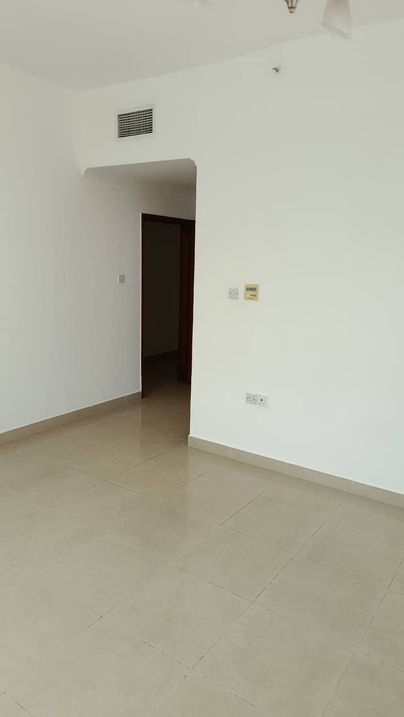 8 c4ff0887-3c9e-4a7a-913e-089e9d8f8093. jpg