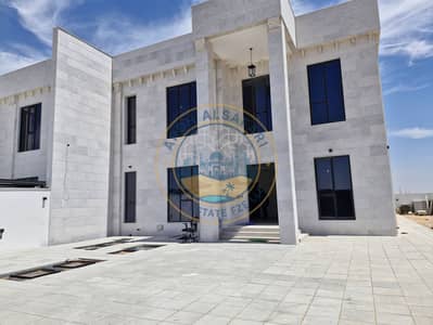 5 Slaapkamers Villa te Huur in Al Tay East, Sharjah - 2674. jpg