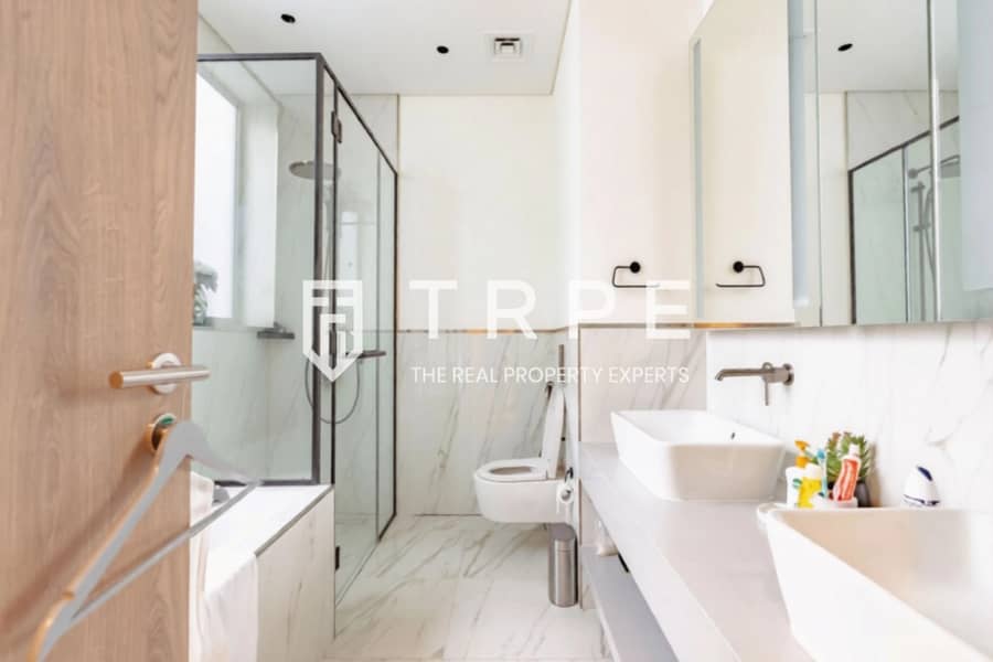Fully Furnished | Burj and Lagoon Views | Modern - Image 15