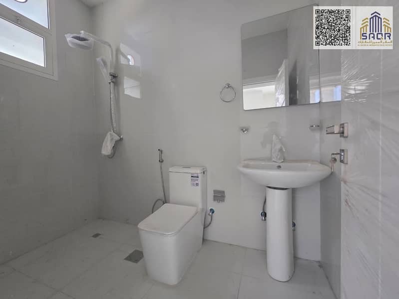 5 c3bd582a-6438-478d-b601-f362912ce46f. jpg