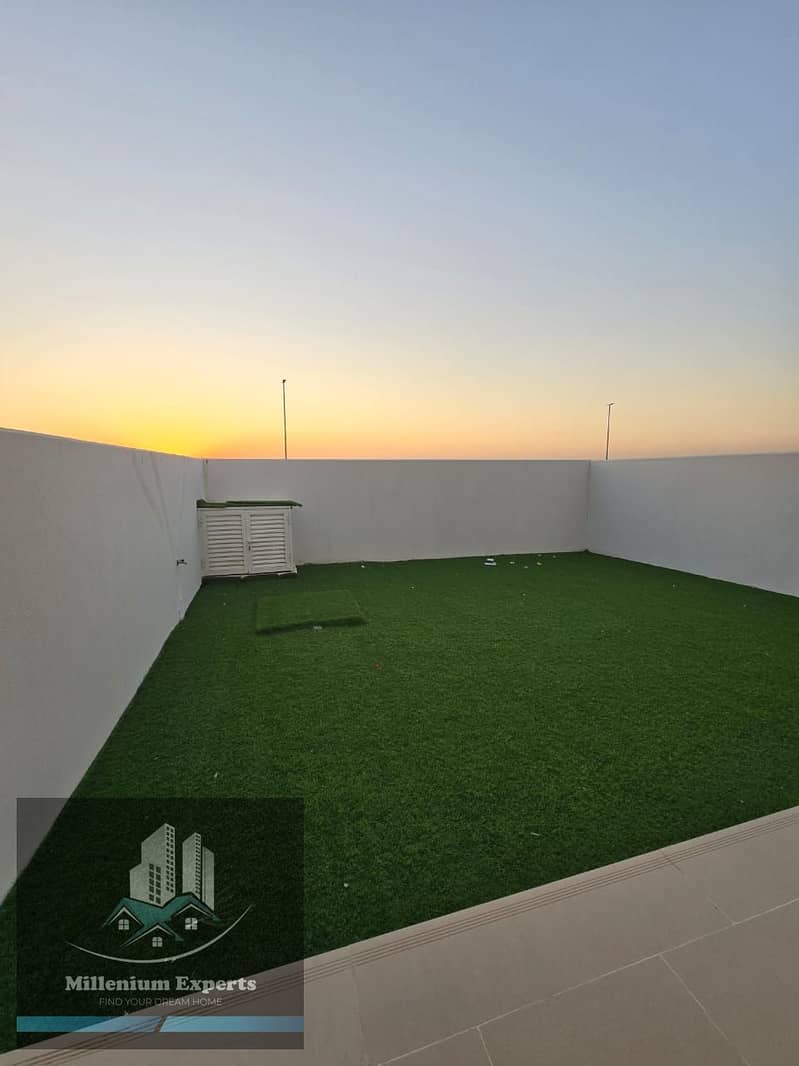 4 dd43076e-3601-4976-b7ae-5ff1eed2807d. jpg