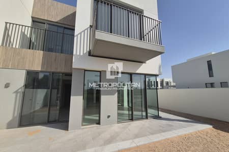 4 Bedroom Townhouse for Sale in The Valley by Emaar, Dubai - Rare Corner Unit | Single Row | Ready to Move in