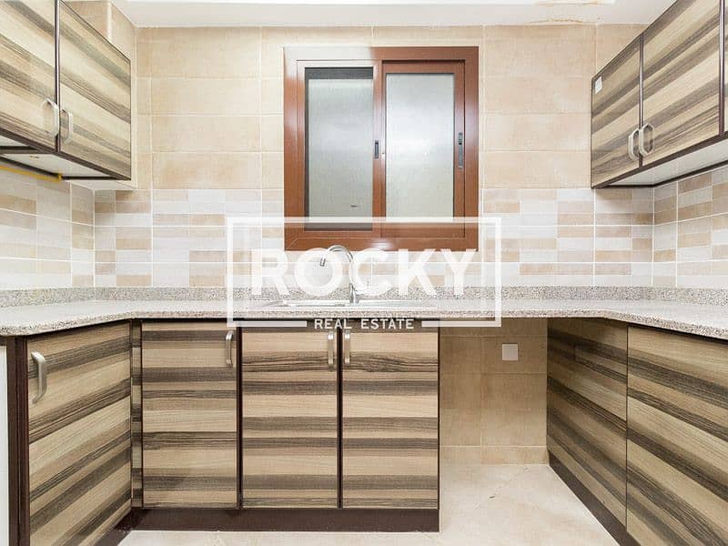 5 Rocky Real Estate - Nadd Al Shiba 1 - Bahwan Residence - Apartment (3 of 15). JPG