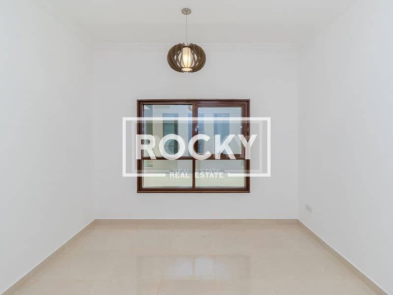 8 Rocky Real Estate - Nadd Al Shiba 1 - Bahwan Residence - Apartment (10 of 15). JPG