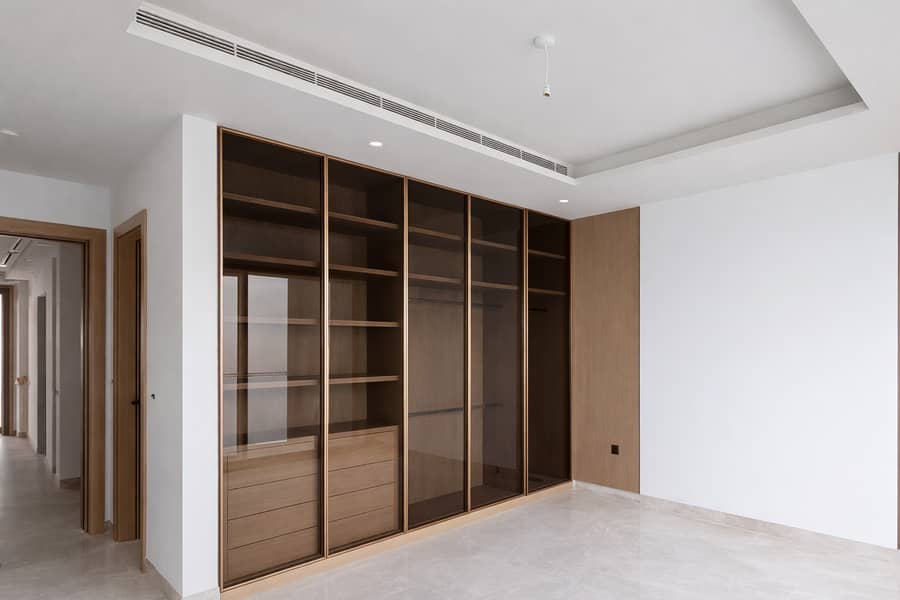 16 Modern bedroom under construction. png