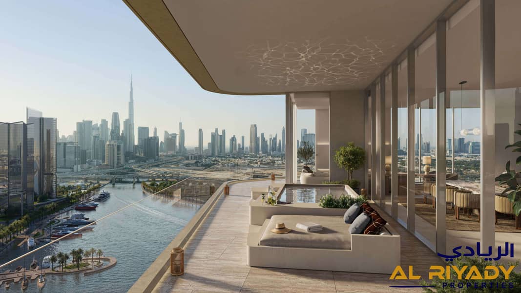 7 6968bd267988cfad12aca065_D3_07-Balcony_Day_SELECT-GROUP. jpg