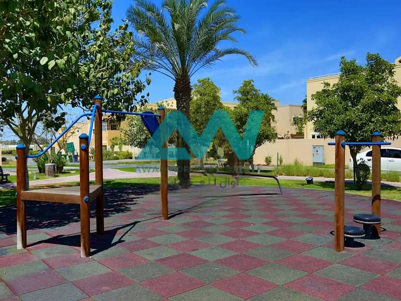 2 832390714-1066x800-Photoroom. png