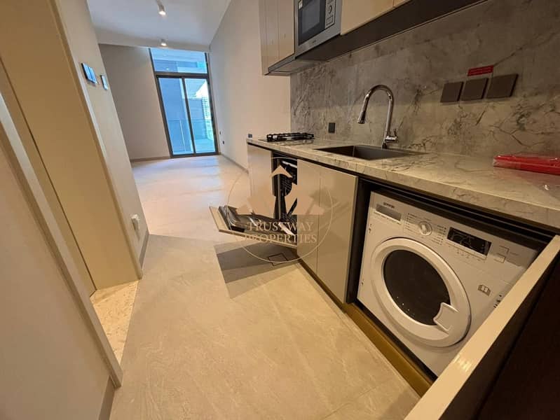 2 apt_kitchen (1). jpg