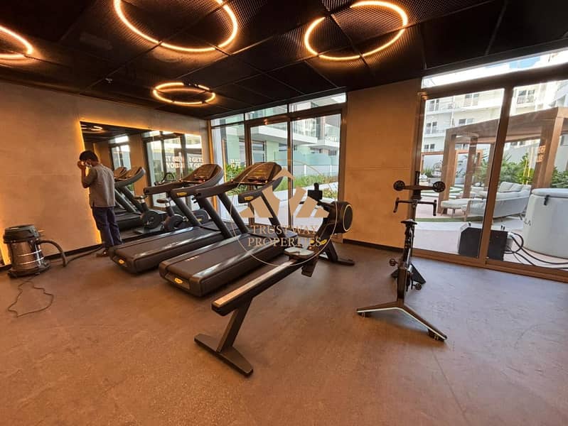 12 amenities_gym (4). jpg