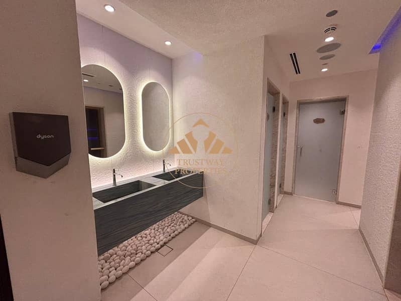 17 amenities_bathroom. jpg