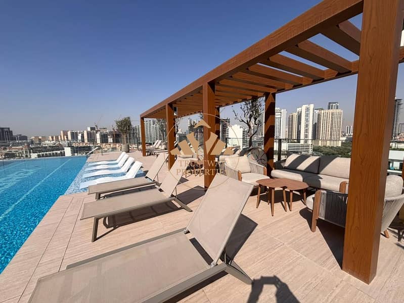 18 amenities_pool (3). jpg