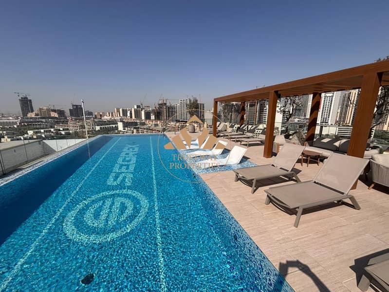 20 amenities_pool (1). jpg