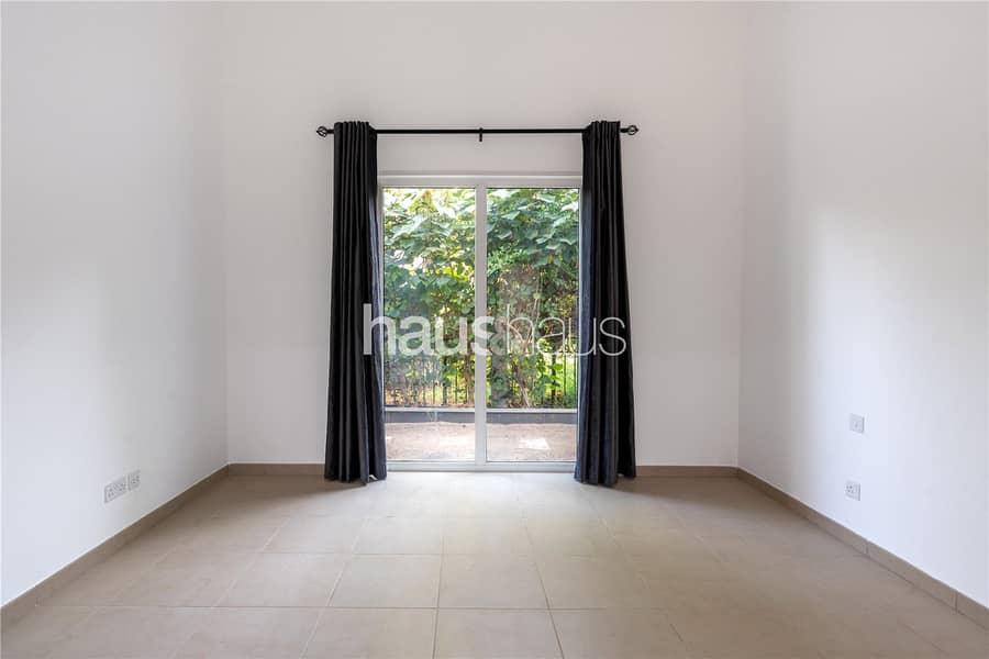 Corner 9,420 sq. ft Plot Location | Vacant Corner 9,420 sq. ft Plot Location | Vacant