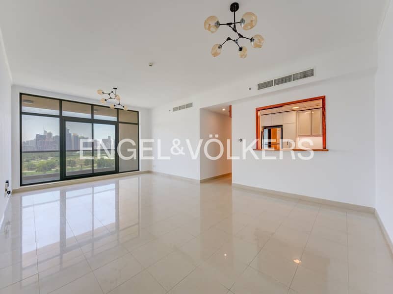 Upgraded | Golf Course View | 2 Parking Upgraded | Golf Course View | 2 Parking