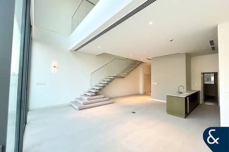 3 Bedroom Townhouse for Rent in Nad Al Sheba, Dubai - 3 Bed + Maids | G+2 | Internal Lift | Vacant 3 Bedroom Townhouse for Rent in Nad Al Sheba, Dubai - 3 Bed + Maids | G+2 | Internal Lift | Vacant