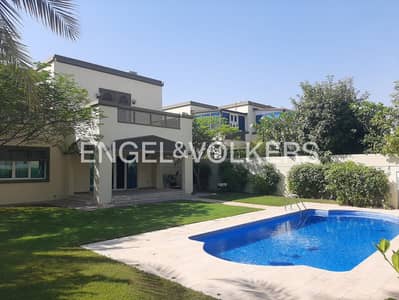 4 Bedroom Villa for Rent in Jumeirah Park, Dubai - Regional | Internal Road | Vacant end of June