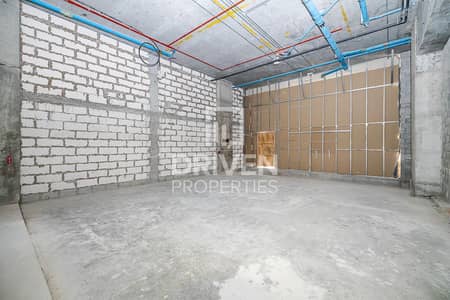 Shop for Rent in Al Wasl, Dubai - Amazing Canal View | Vacant Retail | Exclusive Shop for Rent in Al Wasl, Dubai - Amazing Canal View | Vacant Retail | Exclusive