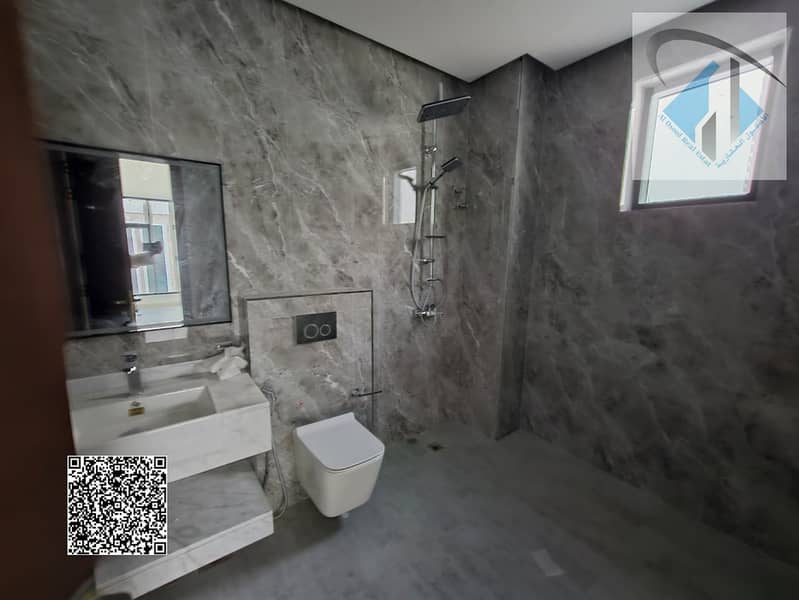 13 batch_327fd3f1-894c-499f-8344-e6c2f84afd00. jpg