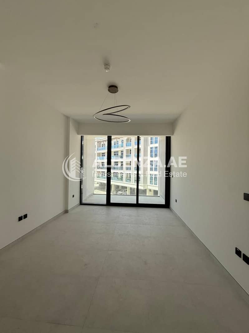 12 Avelon Boulevard12. jpeg