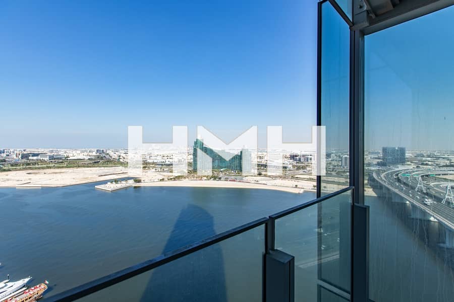 Spacious 2BR | Scenic Creek View | Balcony Spacious 2BR | Scenic Creek View | Balcony