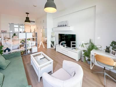 Studio for Rent in Palm Jumeirah, Dubai - Fully Furnished | Sea View | Ready-to-Move In