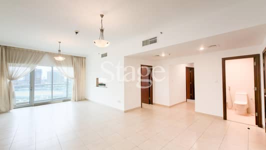 2 Bedroom Apartment for Rent in Downtown Dubai, Dubai - Spacious 2BR |Prime Location |Fitted Kitchen