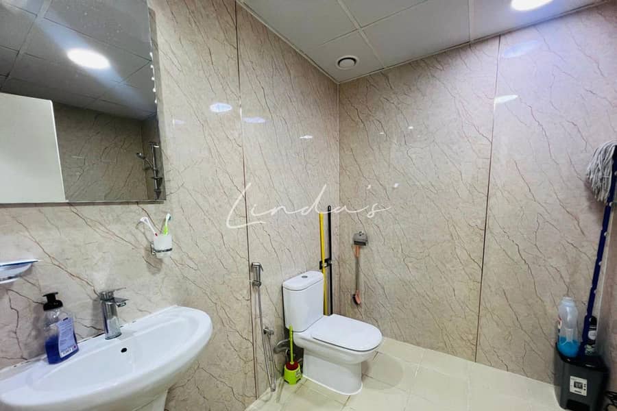 8 images image img