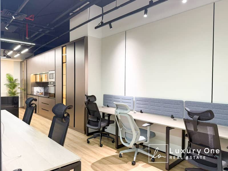 4 Office-9. jpg
