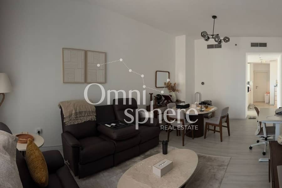 Spacious 1BR| Unfurnished| Upgraded| Marina Living Spacious 1BR| Unfurnished| Upgraded| Marina Living