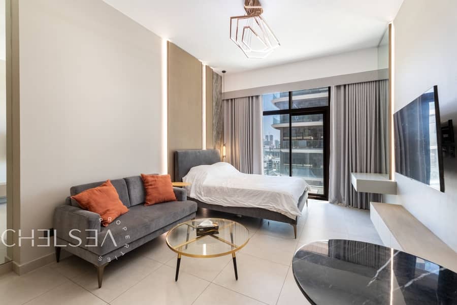 READY TO MOVE | FURNISHED | ROOFTOP INFINITY POOL READY TO MOVE | FURNISHED | ROOFTOP INFINITY POOL