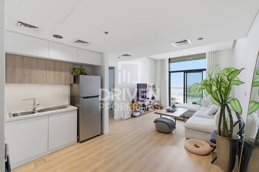 High Floor | Upgraded Unit | Fully Furnished High Floor | Upgraded Unit | Fully Furnished