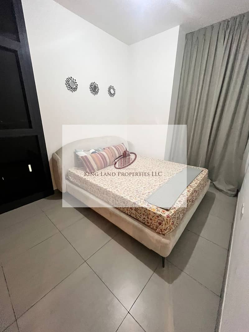5 ab856ac2-f7ab-432a-bb42-13d212dccaaa. jpg