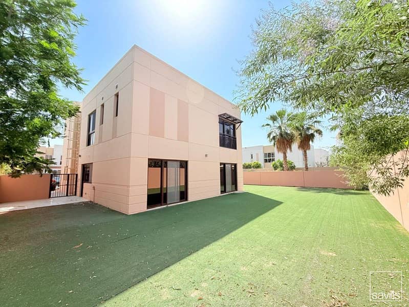 Luxurious Stand-alone Villa I Spacious Garden Luxurious Stand-alone Villa I Spacious Garden