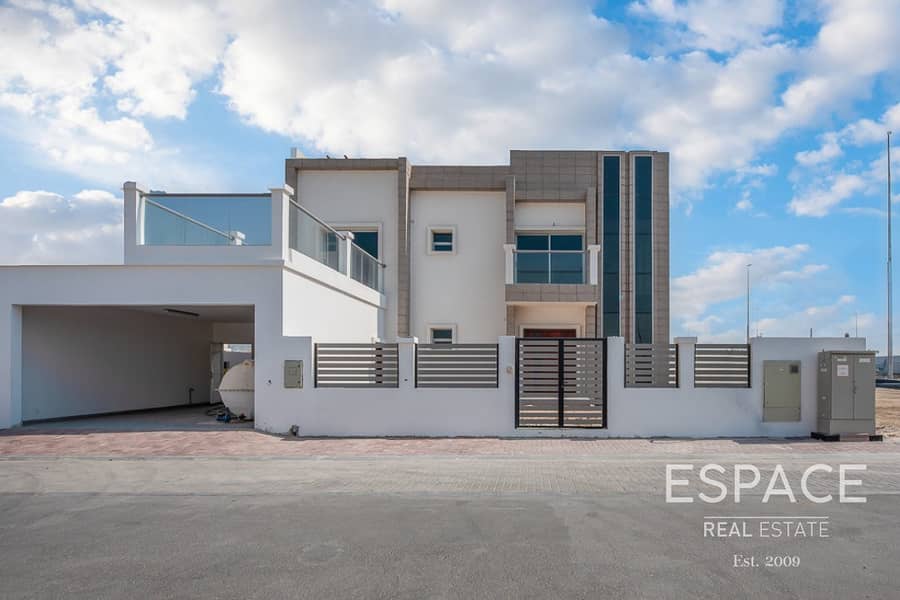 Brand New Property | 5Bed | High Quality