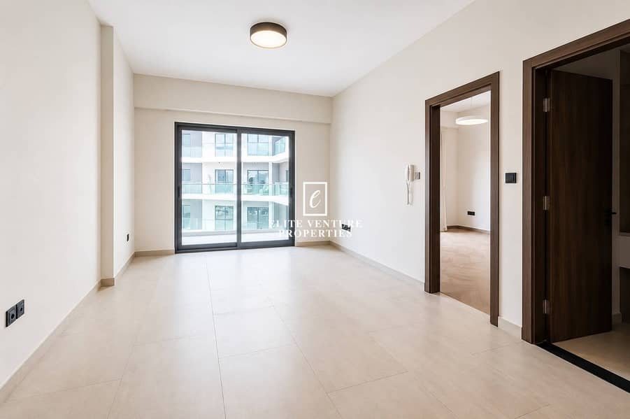 Spacious 1bhk | Modern | Prime Location Spacious 1bhk | Modern | Prime Location