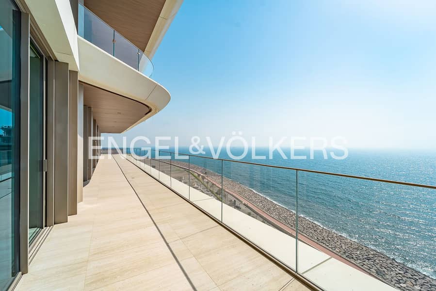 Exclusive | Ocean View | Top Floor | Corner Unit Exclusive | Ocean View | Top Floor | Corner Unit