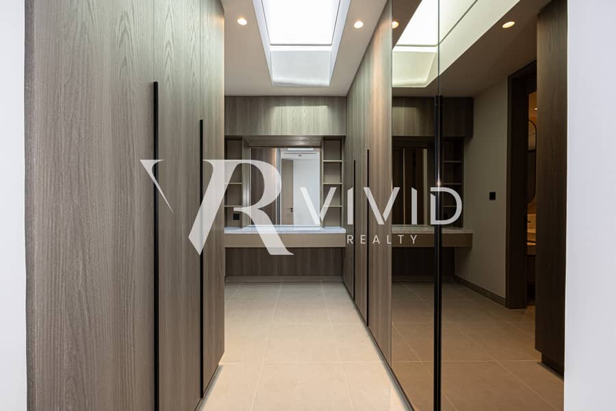 Single Row Villa | Padel Court | Large Plot - Image 22