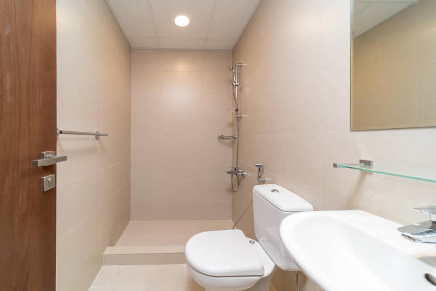 18 R7300681. jpg