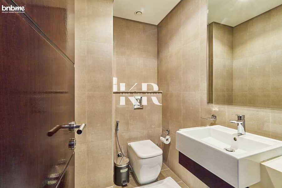 10 4Q5A4207_HDR. jpg