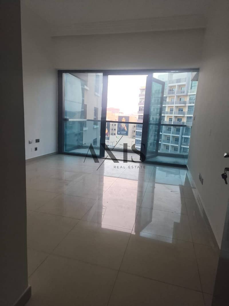 Well-Maintained 2BR Apartment | Closed Kitchen | Spacious Layout Well-Maintained 2BR Apartment | Closed Kitchen | Spacious Layout