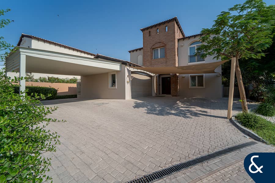 Investment Opportunity with Huge Internal and Plot Area Investment Opportunity with Huge Internal and Plot Area