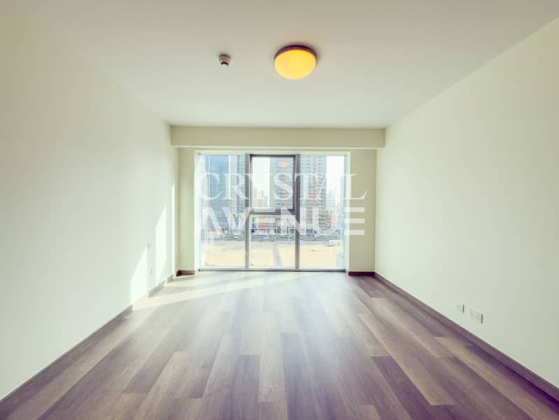 Bright & Well Maintained 1BR | Spacious Balcony | Mid-level floor - Image 5