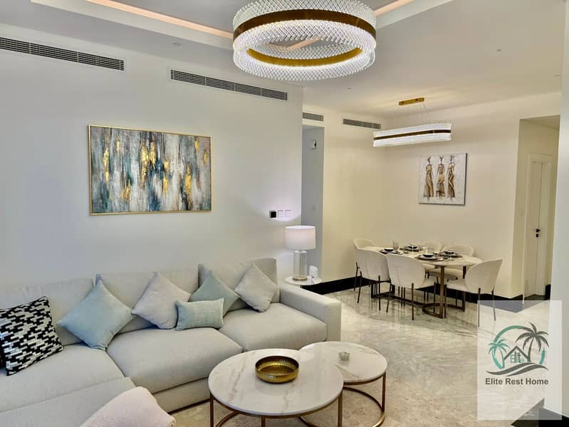 Exclusive Waterfront Home in Business Bay - Image 9