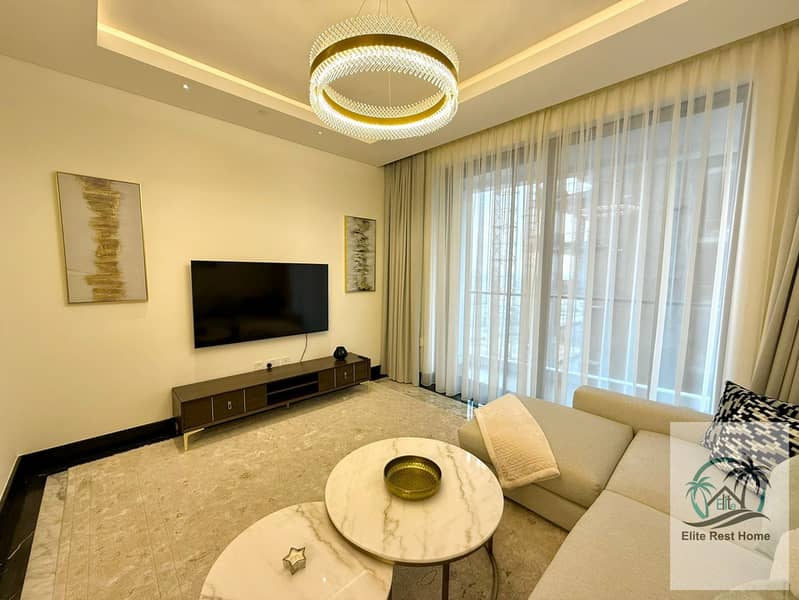 Exclusive Waterfront Home in Business Bay - Image 10