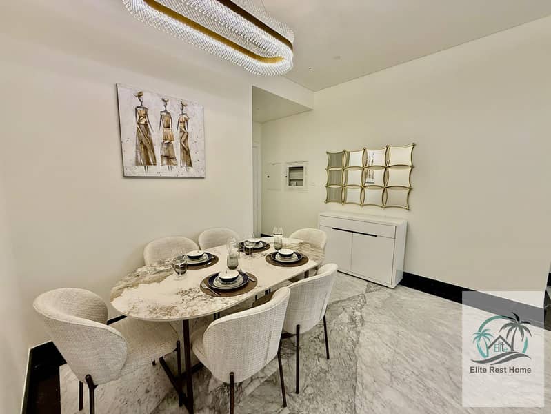 Exclusive Waterfront Home in Business Bay - Image 12