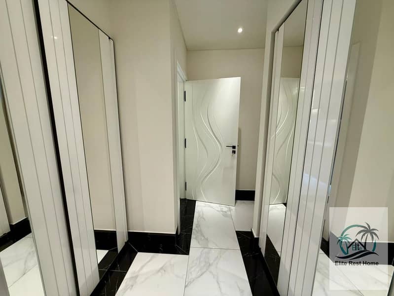 Exclusive Waterfront Home in Business Bay - Image 13