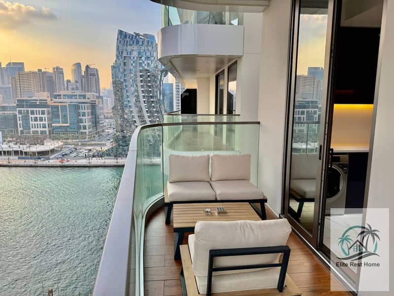 Exclusive Waterfront Home in Business Bay - Image 1