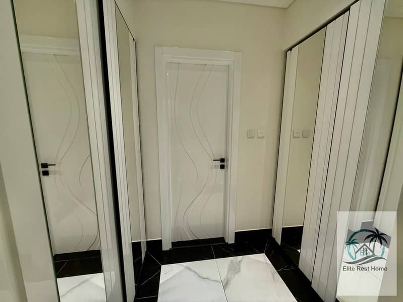 Exclusive Waterfront Home in Business Bay - Image 17